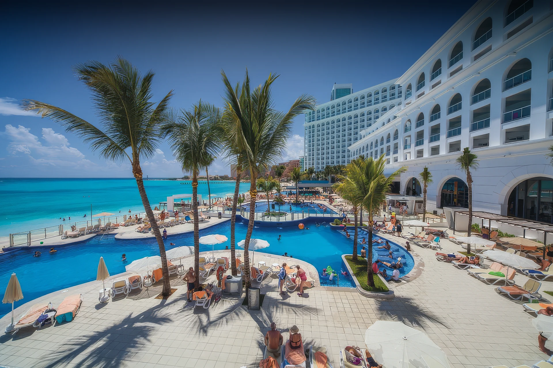 RIU Hotel Cancún Slide